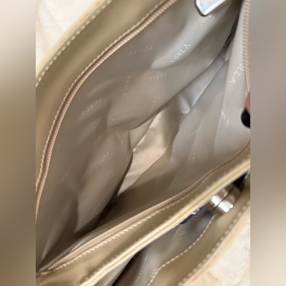 Vintage Furla Leather Tote Bag - Made in Italy - Beige - Genuine Leather - Picture 13 of 16